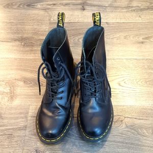 Dr. Martens Women's Clemency boots